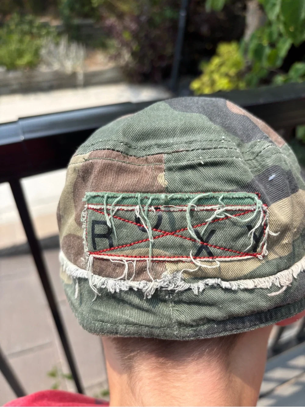 Women’s Roxy Camo Hat with Red Embroidery